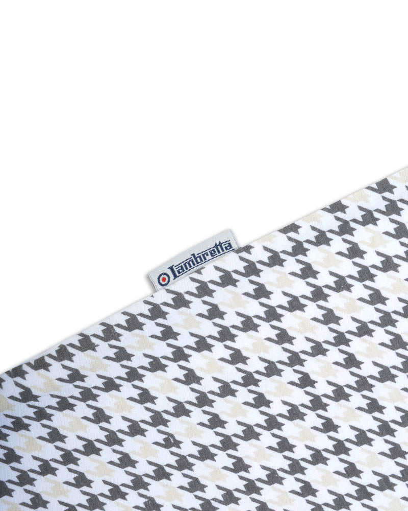 WHITE/IRON/SILVER