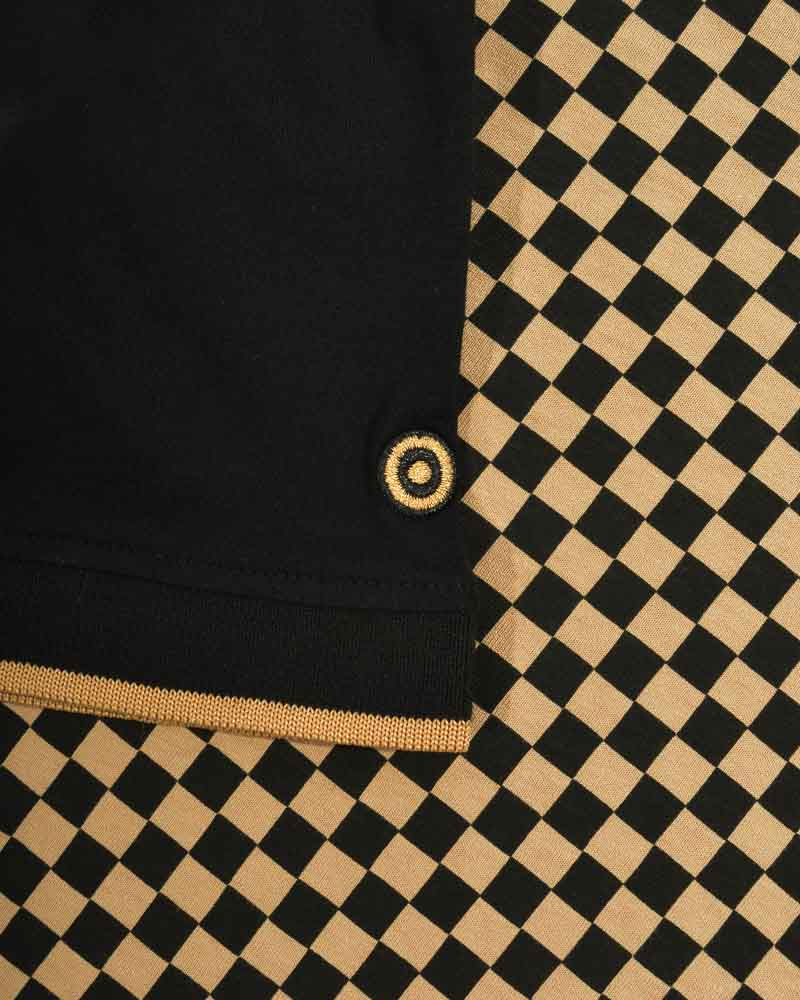 BLACK/NOMAD